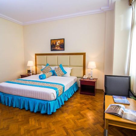 Royal Inlay Hotel Nyaung Shwe Exterior photo